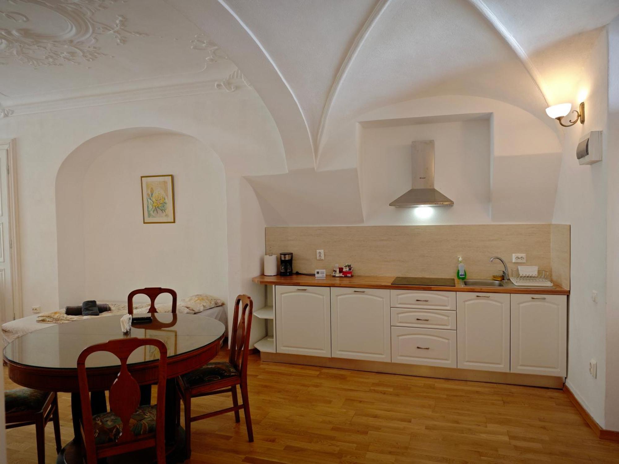 Clasic Studio Central Braşov Esterno foto