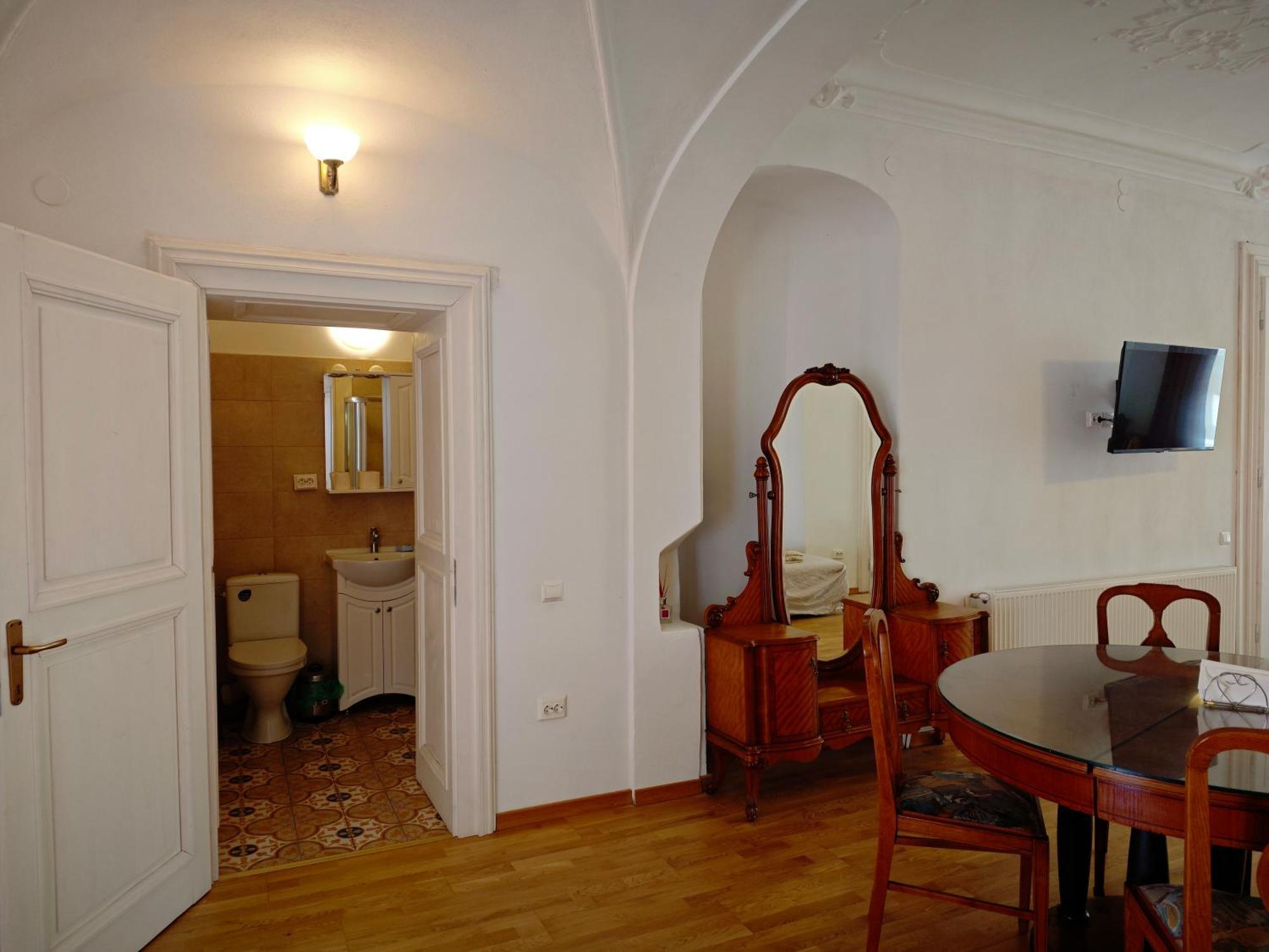 Clasic Studio Central Braşov Esterno foto
