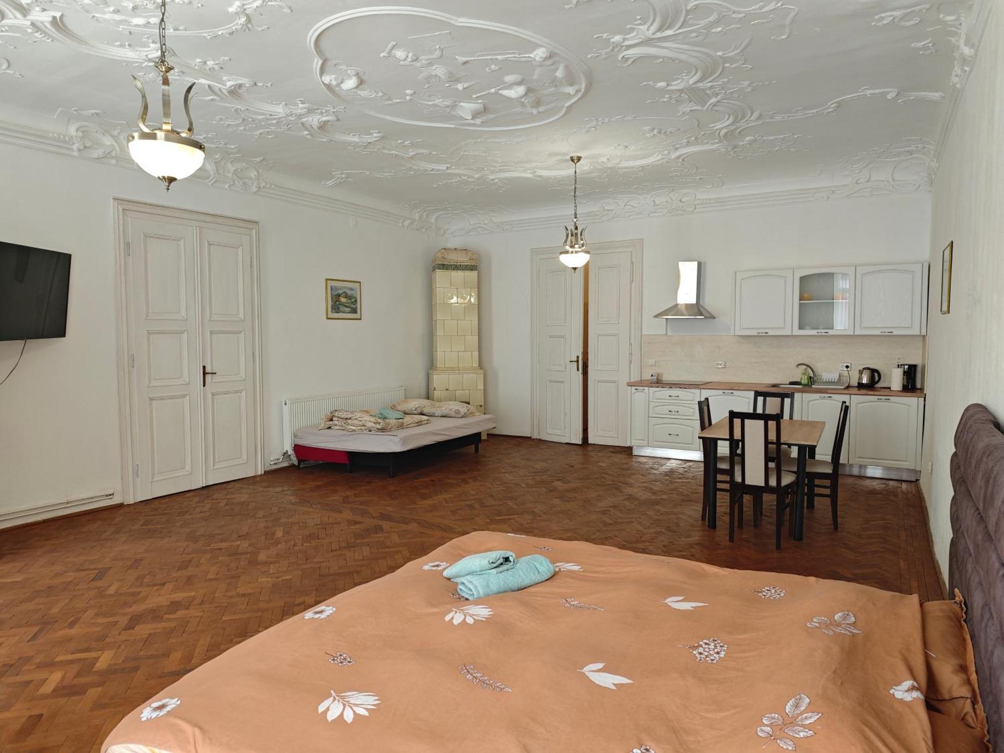 Clasic Studio Central Braşov Esterno foto
