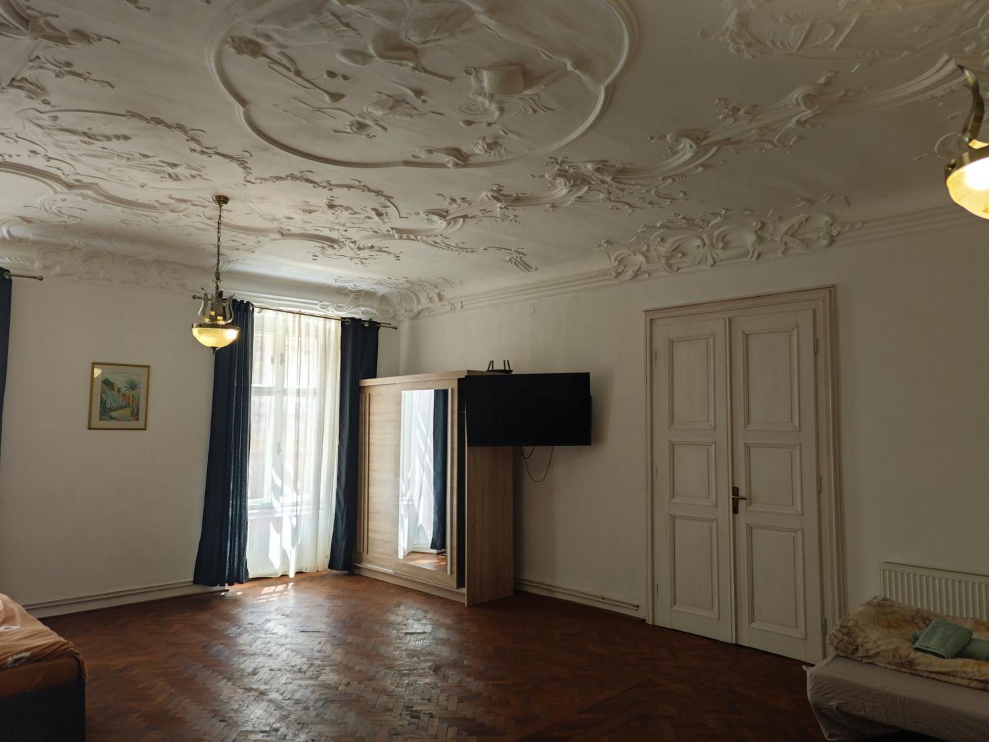 Clasic Studio Central Braşov Esterno foto
